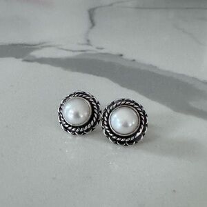 NWOT Sundance Snowy Afternoon Earrings, Pearl, Sterling Silver